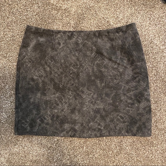 Grey Miniskirt - Picture 3 of 5